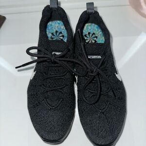 Nike Black VaporMax Flyknit